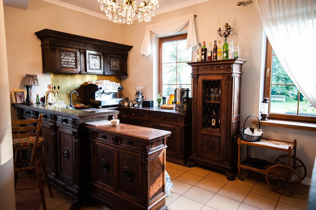 Dwór Osmolice Acomodação com café da manhã Bialki Dolne Exterior foto